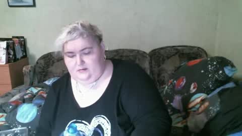 Snapshot of lanacat555 chatting on 02-02-25, 03:39 lanacat555 online show from 02-02-25, 03:39