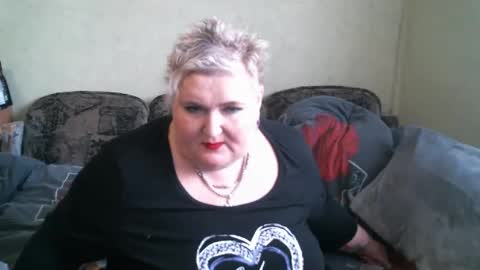 Snapshot of lanacat555 chatting on 03-04-25, 01:38 lanacat555 online show from 03-04-25, 01:38