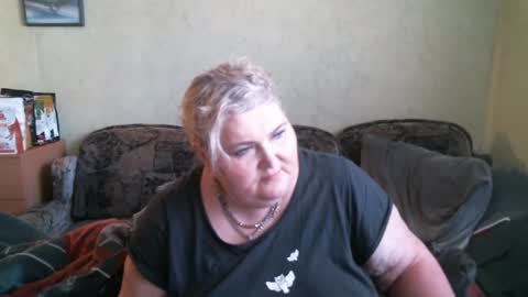 Snapshot of lanacat555 chatting on 03-09-25, 12:53 lanacat555 online show from 03-09-25, 12:53
