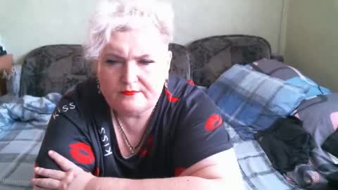 Snapshot of lanacat555 chatting on 09-17-25, 12:18 lanacat555 online show from 09-17-25, 12:18