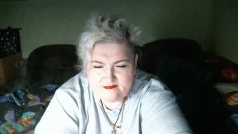 Snapshot of lanacat555 chatting on 10-01-25, 11:22 lanacat555 online show from 10-01-25, 11:22