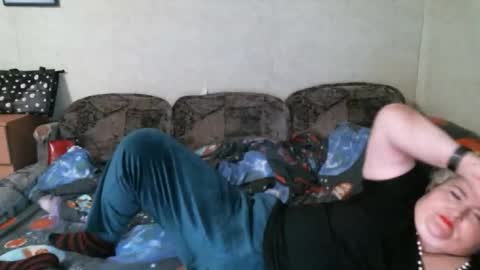 Snapshot of lanacat555 chatting on 10-10-25, 10:20 lanacat555 online show from 10-10-25, 10:20