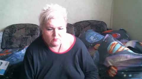 lanacat555 online show from 04-24-26, 08:06