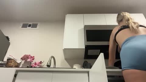 Snapshot of lanademira chatting on 02-25-26, 11:14 lanademira online show from 02-25-26, 11:14