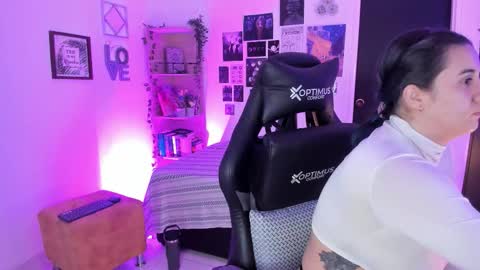 Snapshot of lanaherondale_ chatting on 11-27-25, 09:22 lanaherondale_ online show from 11-27-25, 09:22