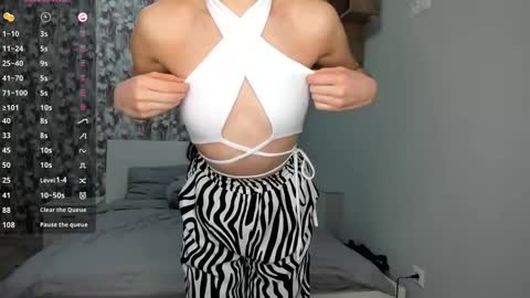 Snapshot of lanalandd chatting on 02-09-25, 05:01 Lana online show from 02-09-25, 05:01