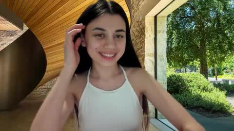 Snapshot of lanalandd chatting on 10-08-25, 03:09 Lana online show from 10-08-25, 03:09