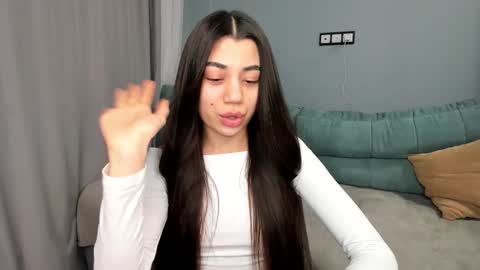 Snapshot of lanalandd chatting on 11-09-25, 01:20 Lana online show from 11-09-25, 01:20