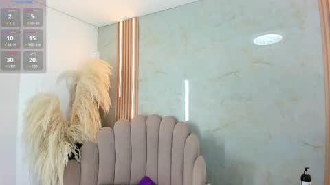 Snapshot of lanarioss chatting on 09-10-25, 04:12 lana online show from 09-10-25, 04:12