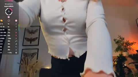 Lana online show from 07-10-26, 03:58