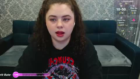 LanaRoub online show from 04-27-26, 03:04