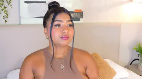 Snapshot of lanarozz chatting on 10-29-25, 07:15 Lana online show from 10-29-25, 07:15