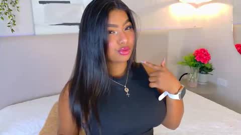 Snapshot of lanarozz chatting on 11-05-25, 07:36 Lana online show from 11-05-25, 07:36