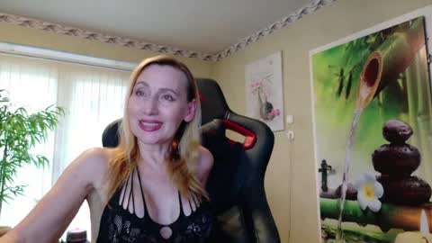 Lana online show from 06-13-26, 05:55