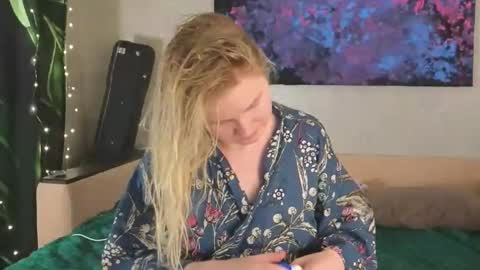 LanaviSmith online show from 02-02-26, 06:01