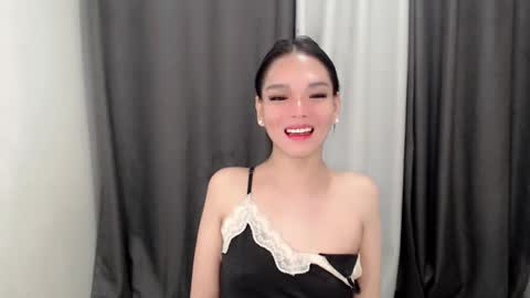 Snapshot of lanawyatt_ chatting on 11-28-25, 02:31 lanawyatt_ online show from 11-28-25, 02:31