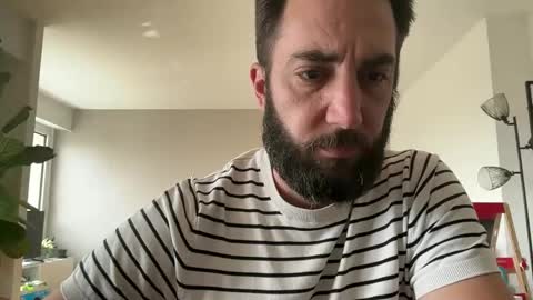 Snapshot of lanimalr chatting on 04-02-26, 11:52 Lanimal online show from 04-02-26, 11:52