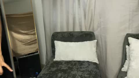 Snapshot of laniroose chatting on 04-30-26, 12:06 laniroose online show from 04-30-26, 12:06