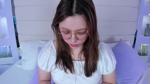 Snapshot of lanna18_ chatting on 01-28-25, 11:28 Lanna online show from 01-28-25, 11:28