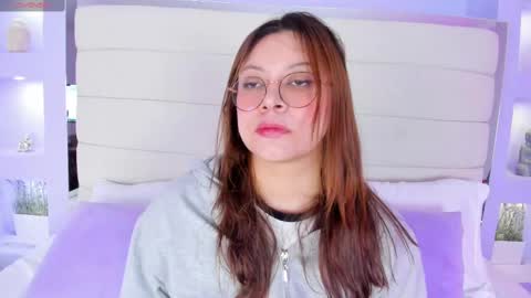 Snapshot of lanna18_ chatting on 02-15-25, 11:50 Lanna online show from 02-15-25, 11:50
