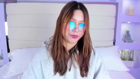 Snapshot of lanna18_ chatting on 02-28-25, 11:36 Lanna online show from 02-28-25, 11:36
