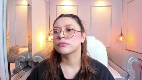 Snapshot of lanna18_ chatting on 03-08-25, 11:48 Lanna online show from 03-08-25, 11:48