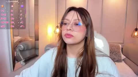Snapshot of lanna18_ chatting on 10-17-25, 11:57 Lanna online show from 10-17-25, 11:57
