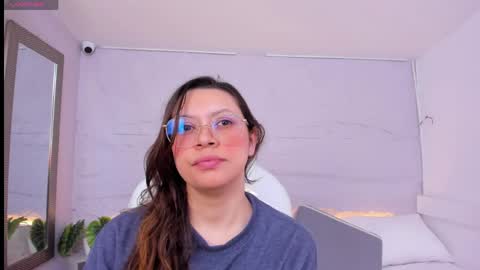 Lanna online show from 05-27-26, 11:51