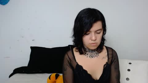 LANNIE   online show from 01-15-25, 09:51