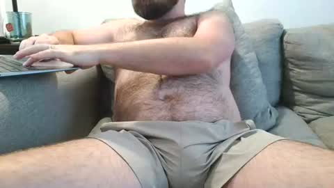 Snapshot of lapauly chatting on 08-03-26, 05:38 Luddycub online show from 08-03-26, 05:38