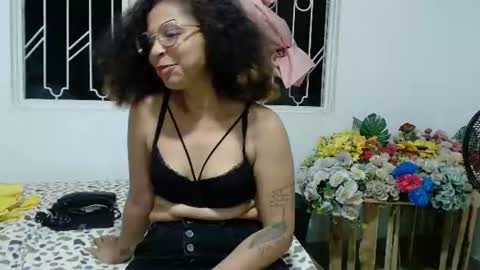lapelichurca online show from 06-18-26, 01:06