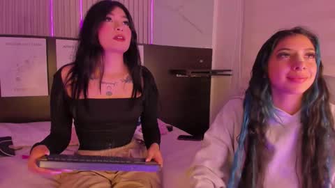 lara_as online show from 09-09-25, 05:51