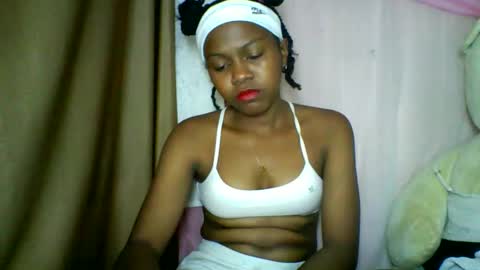lara_belle online show from 05-12-26, 07:55