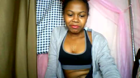lara_belle online show from 06-11-26, 05:55