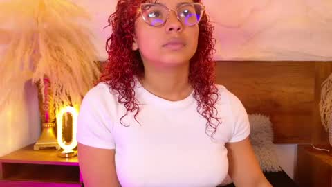 lara_curly online show from 04-13-26, 10:10
