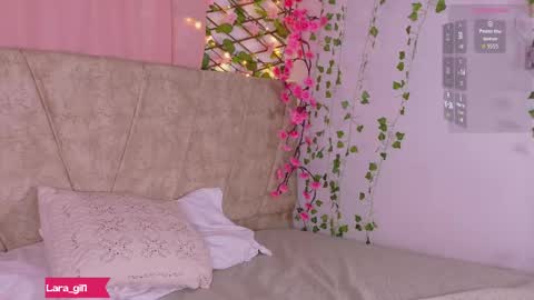 Lara Gill online show from 04-18-26, 07:58