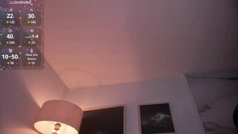 Snapshot of lara_madisson chatting on 03-10-25, 05:22 Lara Madisson online show from 03-10-25, 05:22