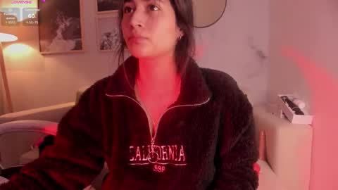 Snapshot of lara_madisson chatting on 09-21-25, 05:42 Lara Madisson online show from 09-21-25, 05:42