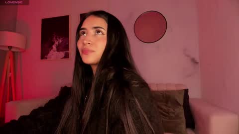 Snapshot of lara_madisson chatting on 10-05-25, 05:39 Lara Madisson online show from 10-05-25, 05:39