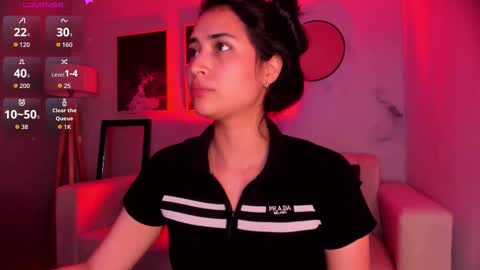 Snapshot of lara_madisson chatting on 11-12-25, 05:52 Lara Madisson online show from 11-12-25, 05:52