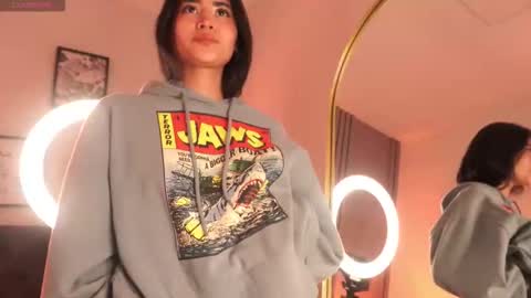 Snapshot of lara_madisson chatting on 11-15-25, 06:44 Lara Madisson online show from 11-15-25, 06:44