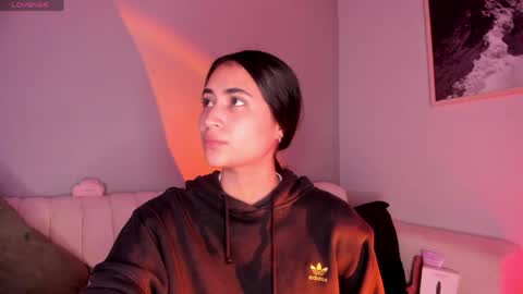 Snapshot of lara_madisson chatting on 05-03-26, 05:35 Lara Madisson online show from 05-03-26, 05:35