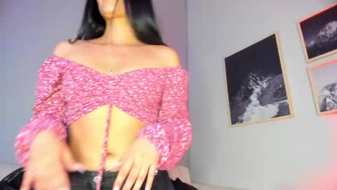 Snapshot of lara_madisson chatting on 05-10-26, 03:55 Lara Madisson online show from 05-10-26, 03:55