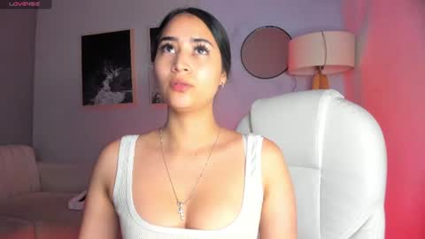 Snapshot of lara_madisson chatting on 06-14-26, 06:59 Lara Madisson online show from 06-14-26, 06:59