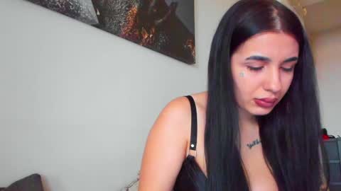 Snapshot of lara_squirtx chatting on 01-30-25, 06:56 Lara online show from 01-30-25, 06:56