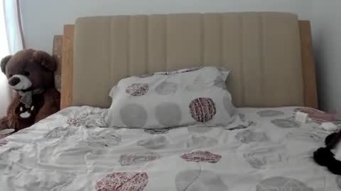 lara online show from 11-05-25, 06:41