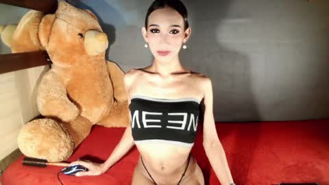 laradior online show from 05-27-26, 01:30