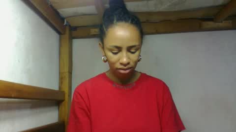 larah98 online show from 02-18-26, 06:04