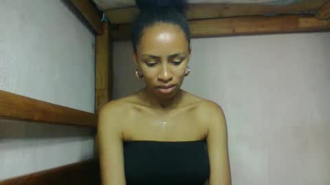 larah98 online show from 03-03-26, 06:52