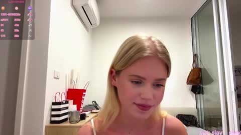 Stella online show from 02-15-26, 10:14